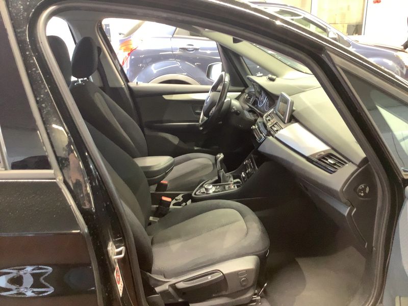 BMW 2er 216i Gran Tourer Advantage 2016 – снимка 17
