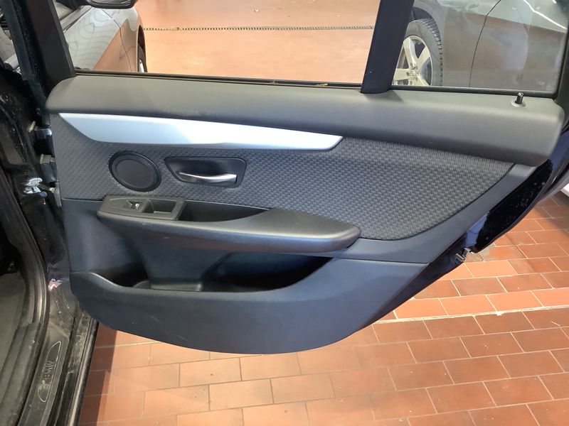 BMW 2er 216i Gran Tourer Advantage 2016 – снимка 26