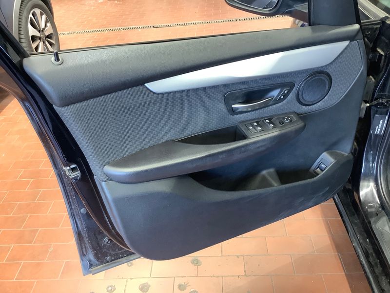 BMW 2er 216i Gran Tourer Advantage 2016 – снимка 30