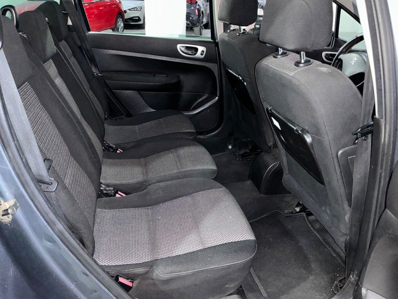 Peugeot 307 1.6 HDi SW Pack + 2007 – снимка на щета