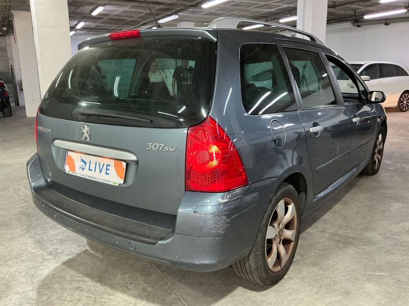 Peugeot 307 1.6 HDi SW Pack + 2007 – снимка 2