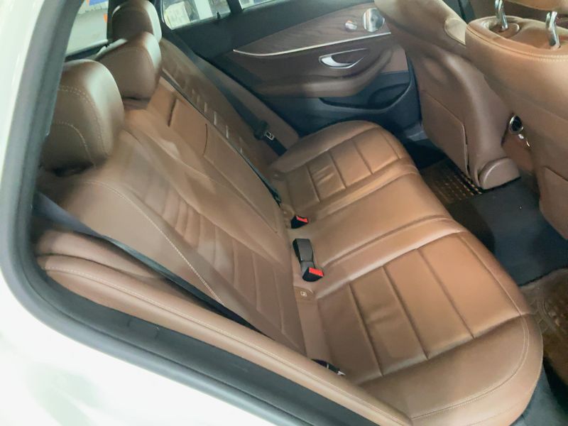 Mercedes-Benz E-Klasse E 400 d T 4Matic AMG Line 2019 – снимка 19