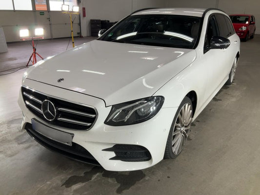 Mercedes-Benz E-Klasse E 400 d T 4Matic AMG Line 2019 – снимка 1