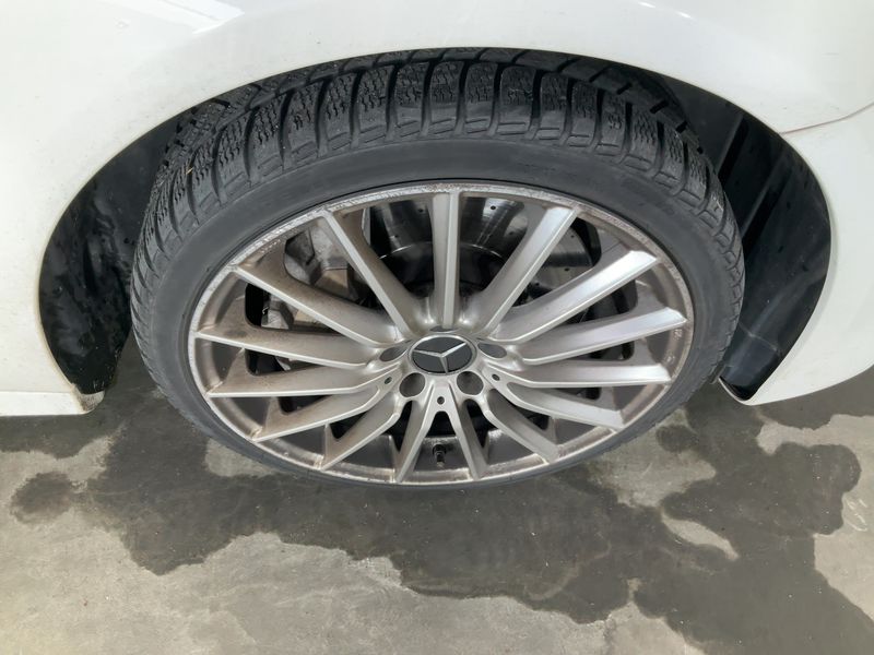 Mercedes-Benz E-Klasse E 400 d T 4Matic AMG Line 2019 – снимка 11