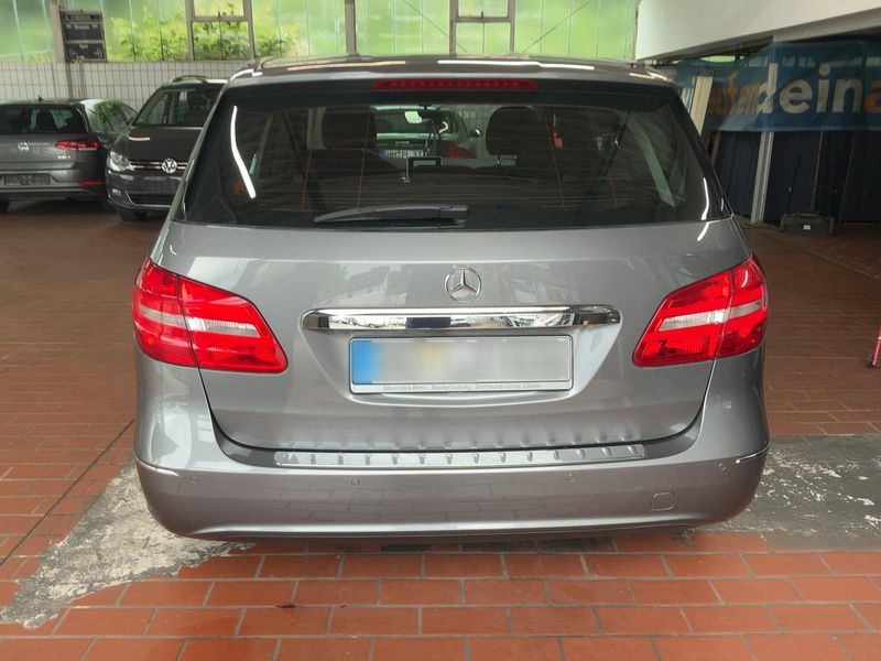 Mercedes-Benz B-Klasse B 180 2014 – снимка 7
