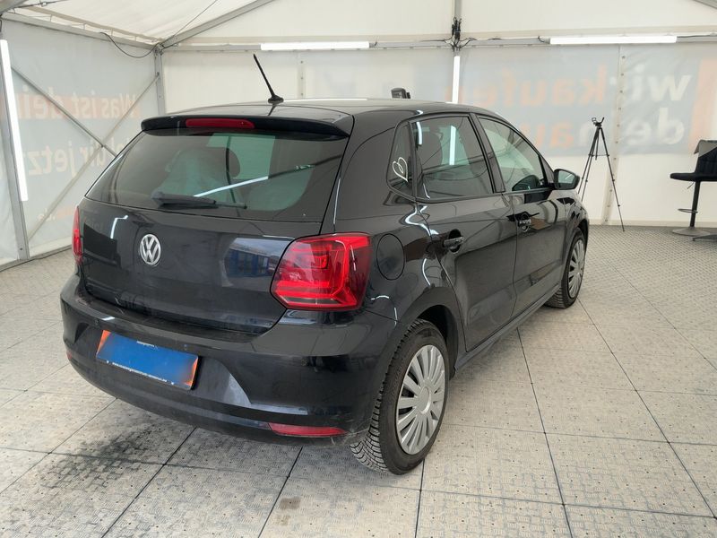 Volkswagen Polo 1.0 Lounge BlueMotion Tech 2015 – снимка 8