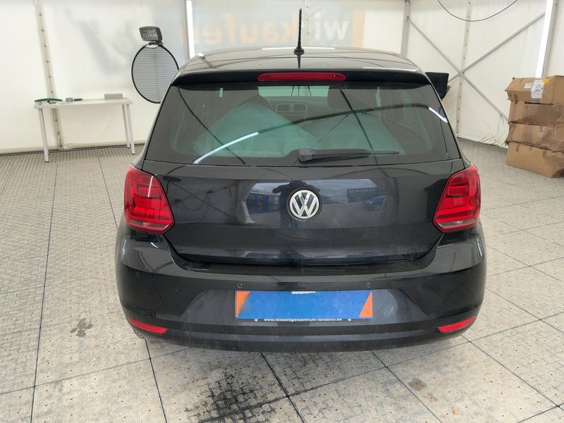 Volkswagen Polo 1.0 Lounge BlueMotion Tech 2015 – снимка 7