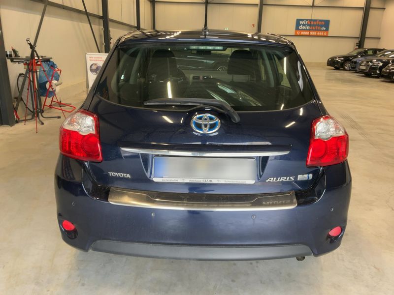 Toyota Auris 1.8 Hybrid Executive 2012 – снимка 7