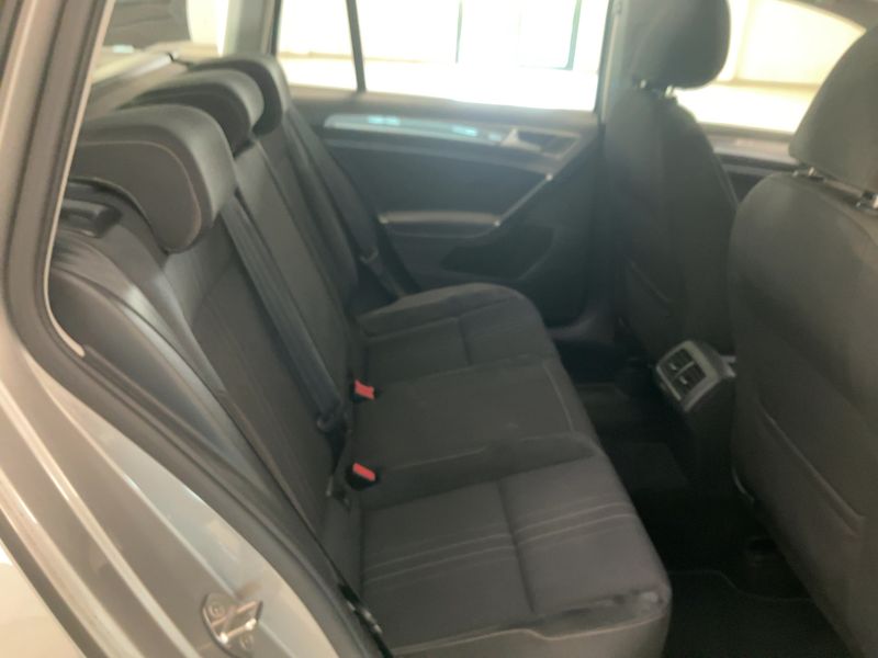 Volkswagen Golf VII 2.0 TDI 4Motion BlueMotion Tech 2015 – снимка 19