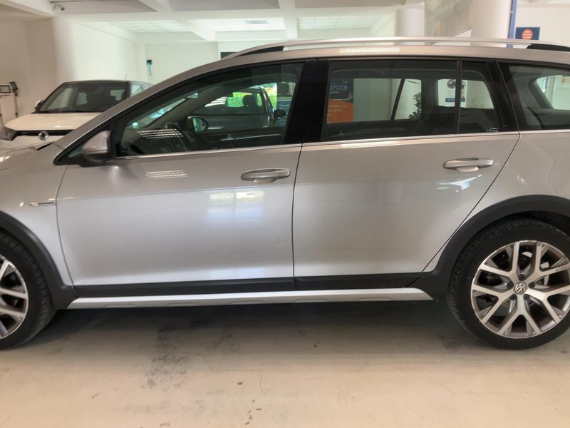Volkswagen Golf VII 2.0 TDI 4Motion BlueMotion Tech 2015 – снимка 4