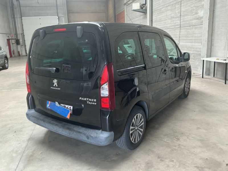 Peugeot Partner 1.6 Active 2012 – снимка 2