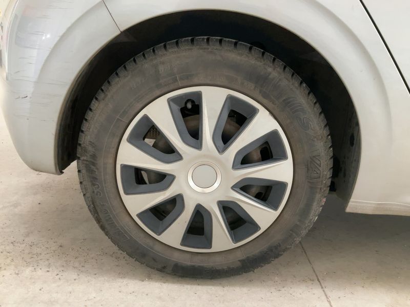 Peugeot 208 1.2 e-VTi Active 2015 – снимка 9