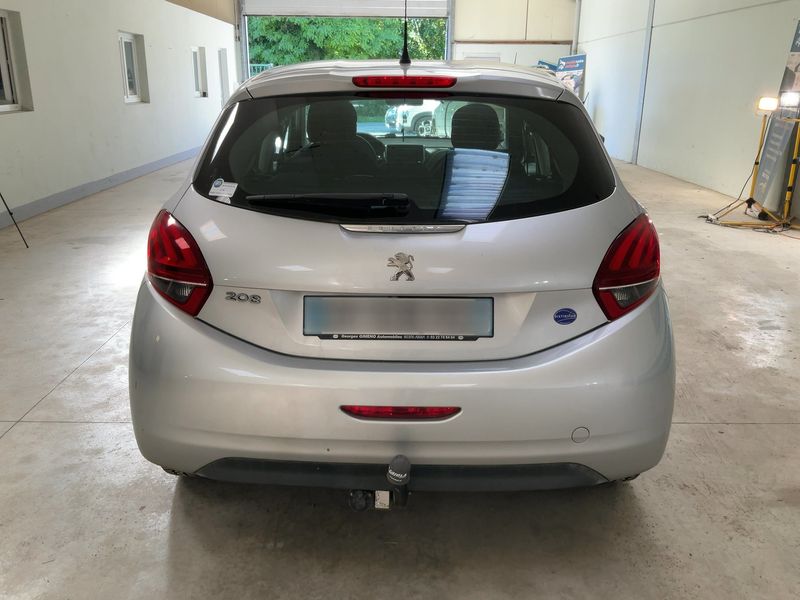 Peugeot 208 1.2 e-VTi Active 2015 – снимка 7