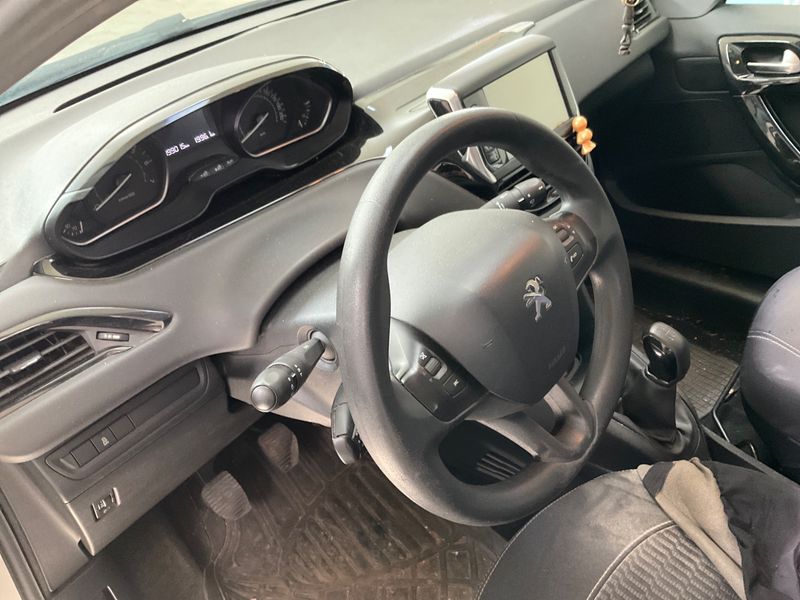 Peugeot 208 1.2 e-VTi Active 2015 – снимка 24