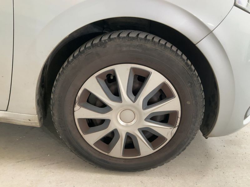 Peugeot 208 1.2 e-VTi Active 2015 – снимка 11