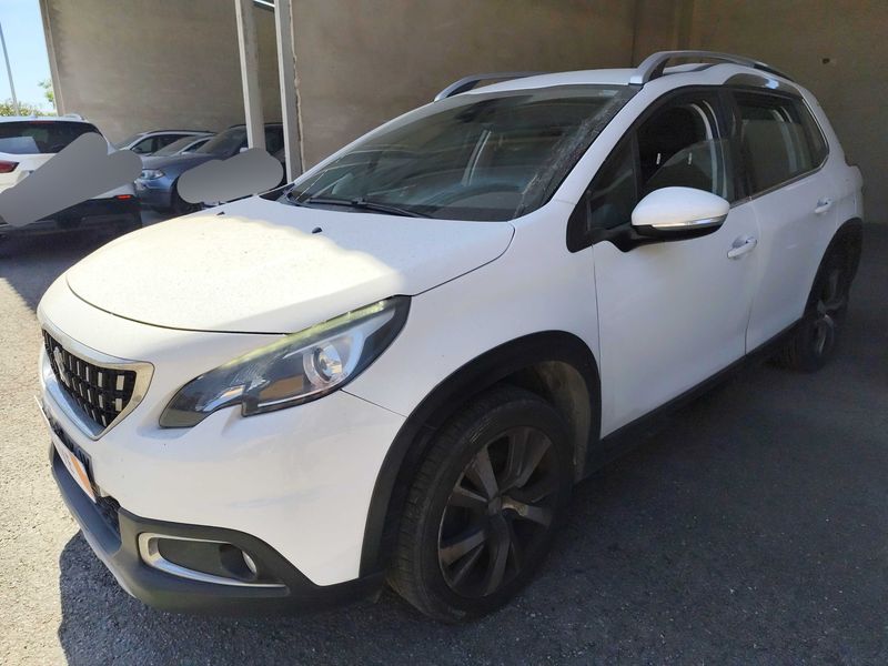 Peugeot 2008 1.2 PureTech Allure 2018 – снимка 1