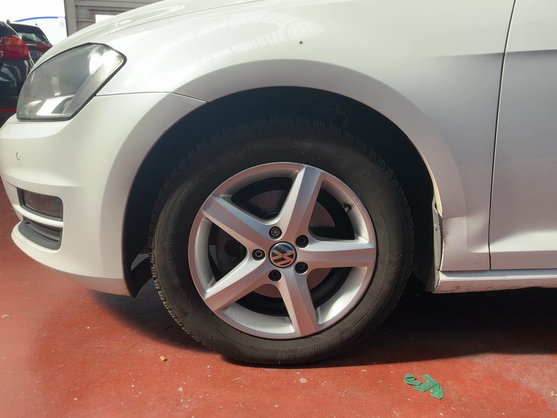 Volkswagen Golf VII 2.0 TDI Comfortline BlueMotion Tech 2015 – снимка 3