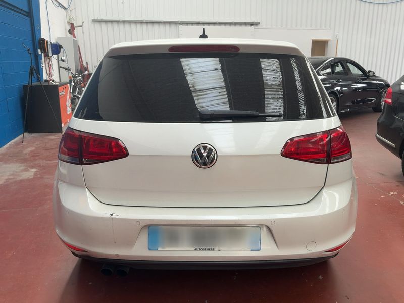 Volkswagen Golf VII 2.0 TDI Comfortline BlueMotion Tech 2015 – снимка 7