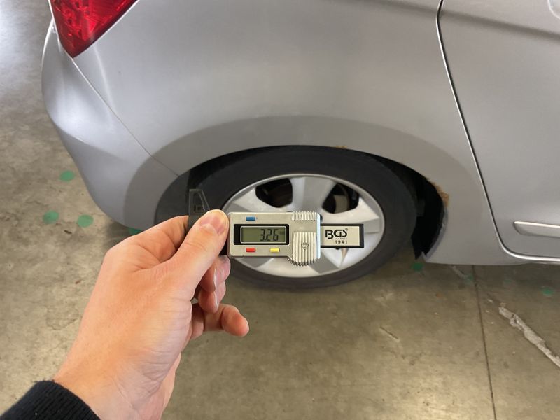 Honda FR-V 2.0 VTEC Executive 2004 – снимка на щета