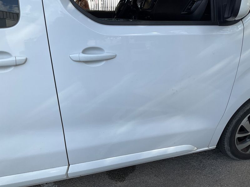 Citroen Jumpy 2.0 Blue-HDi Feel M 2020 – снимка 22
