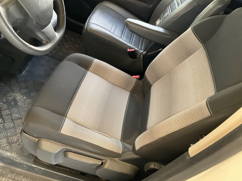 Citroen Jumpy 2.0 Blue-HDi Feel M 2020 – снимка 33