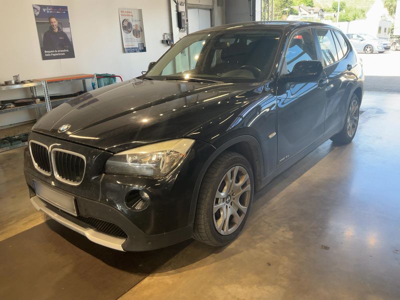BMW X1 xDrive 18d 2011 – снимка 1