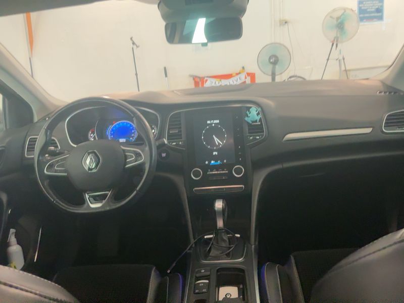 Renault Megane 1.5 dCi Energy Intens 2016 – снимка 17