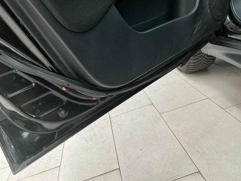 Nissan Juke 1.6 Acenta 2013 – снимка 25