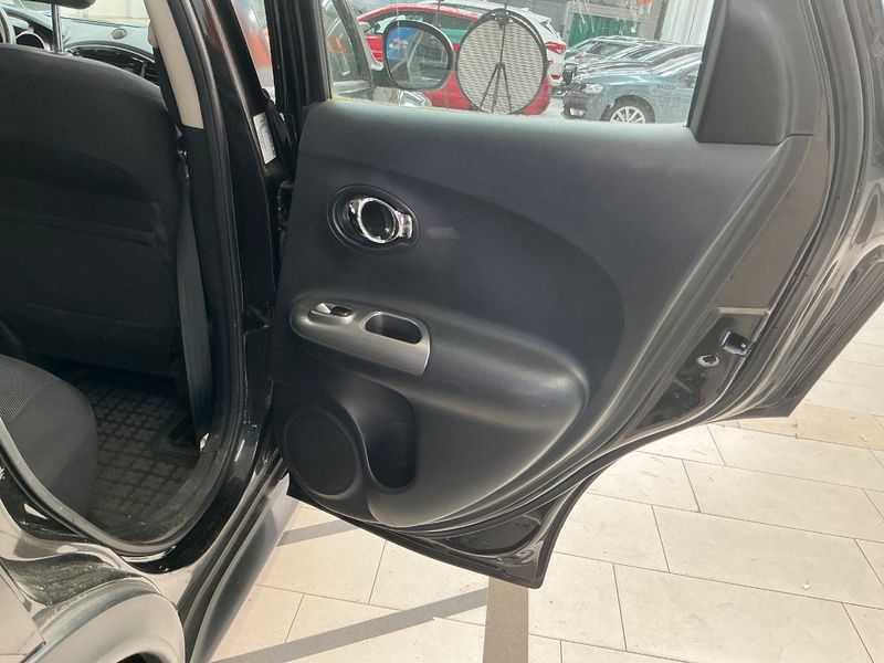 Nissan Juke 1.6 Acenta 2013 – снимка 27