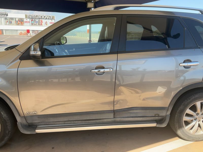 Kia Sorento 2.2 CRDi Spirit 4WD 2012 – снимка 4