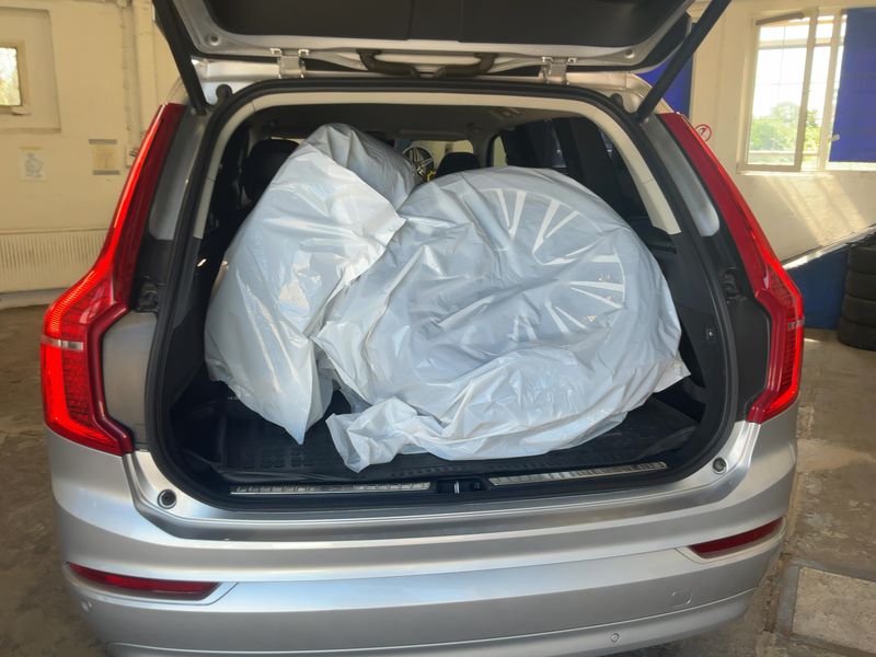Volvo XC90 2.0 B5 Mild-Hybrid Momentum Business AWD 2022 – снимка 16