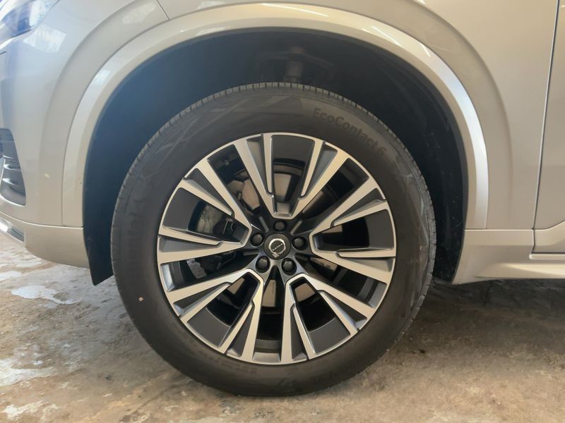 Volvo XC90 2.0 B5 Mild-Hybrid Momentum Business AWD 2022 – снимка 3