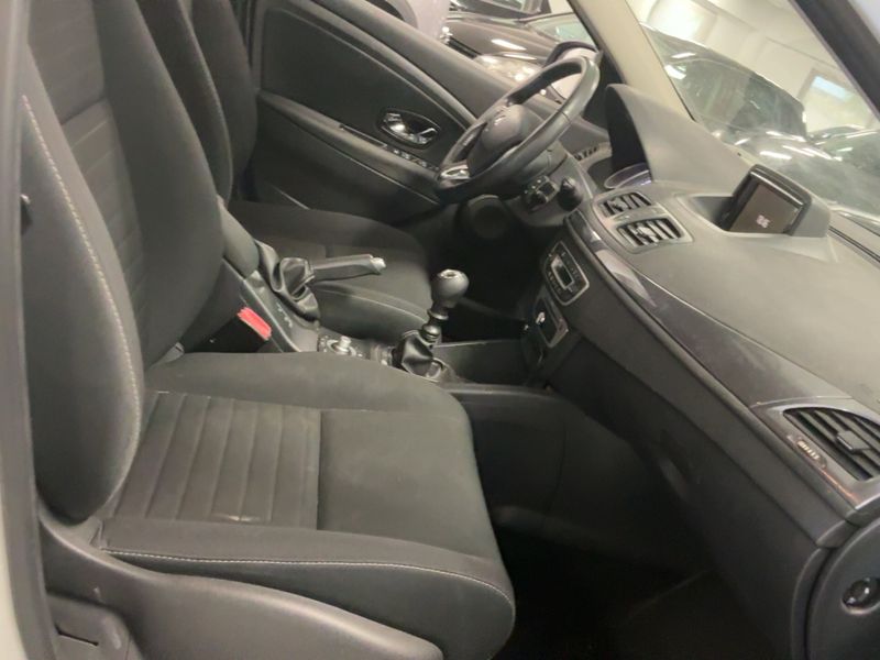 Renault Megane 1.5 dCi Zen 2014 – снимка 16