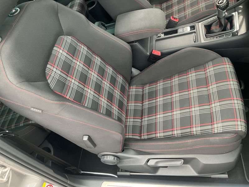Volkswagen Golf VII 2.0 TFSI GTI "Performance" BlueMotion Tech 2014 – снимка 22