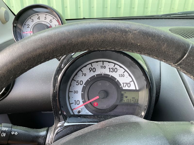 Toyota Aygo 1.0 Connect Sport 2011 – снимка 4