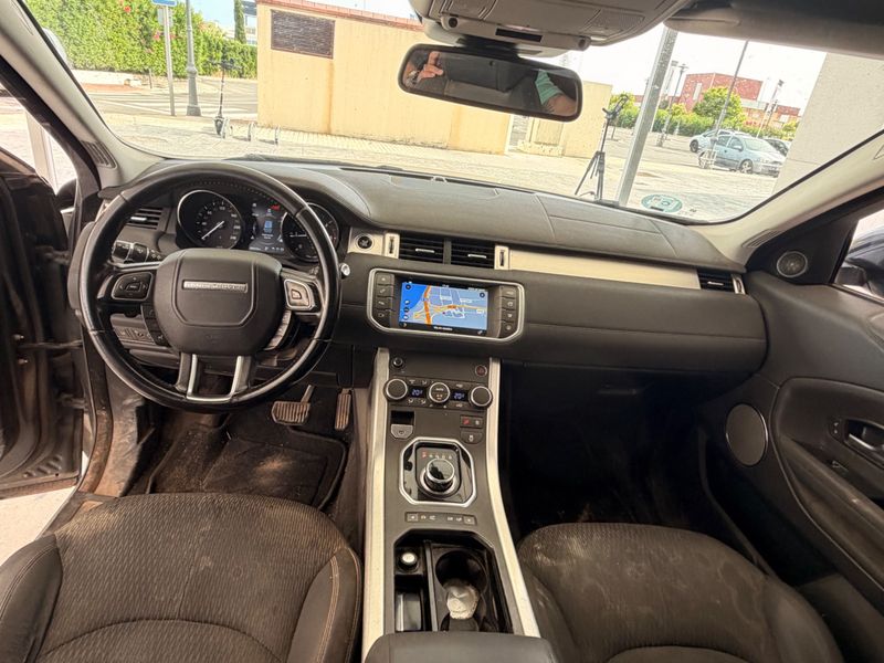 Land Rover Evoque 2.0 Td4 Pure 2018 – снимка 17