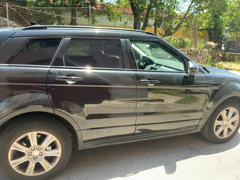 Land Rover Evoque 2.0 Td4 SE Dynamic 2016 – снимка 10