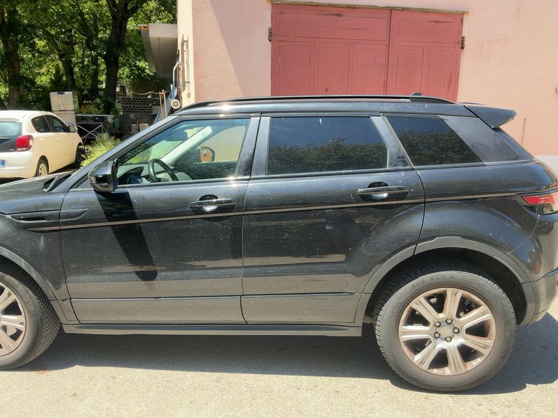 Land Rover Evoque 2.0 Td4 SE Dynamic 2016 – снимка 4