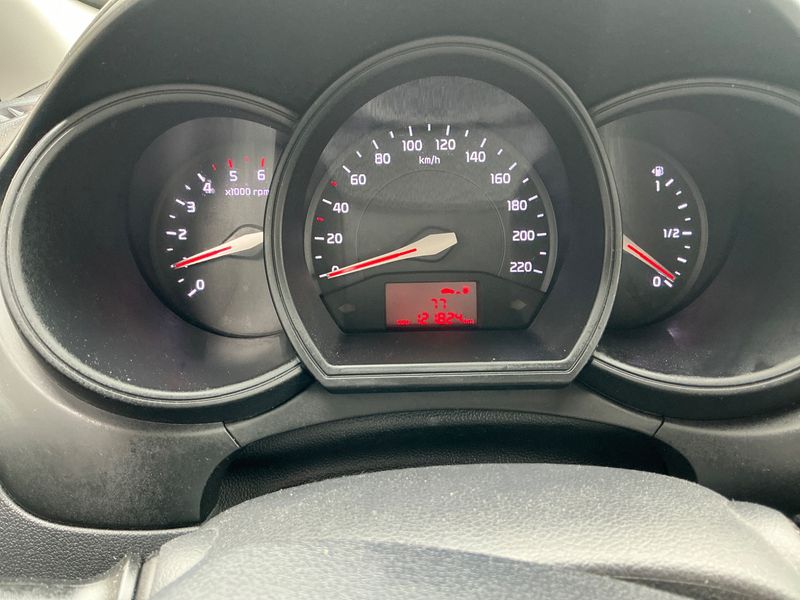 Kia Rio 1.1 CRDi Cool 2012 – снимка 4
