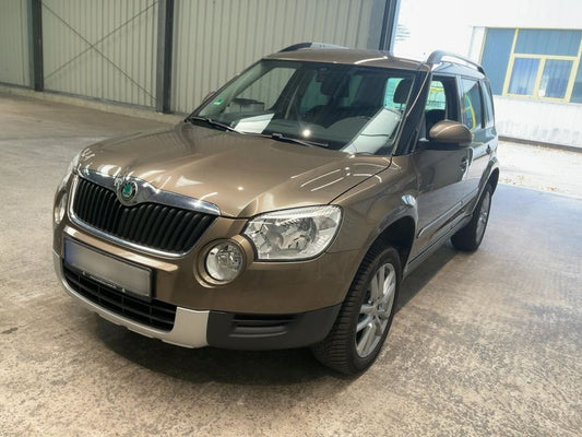 Skoda Yeti 2.0 TDI Adventure 4x4 2013 – снимка 1