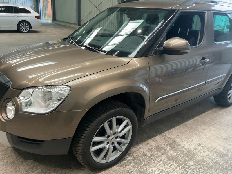 Skoda Yeti 2.0 TDI Adventure 4x4 2013 – снимка 2