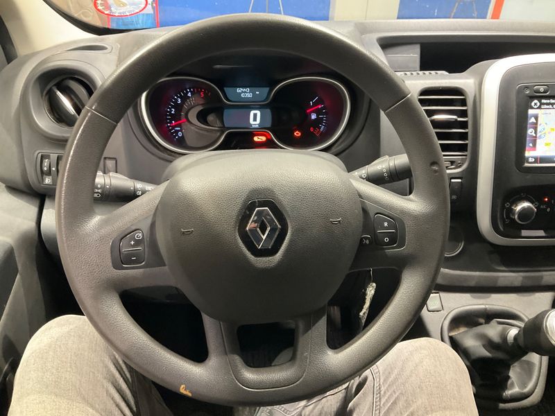 Renault Trafic 1.6 dCi Energy L1H2 2,9t Komfort 2021 – снимка 17