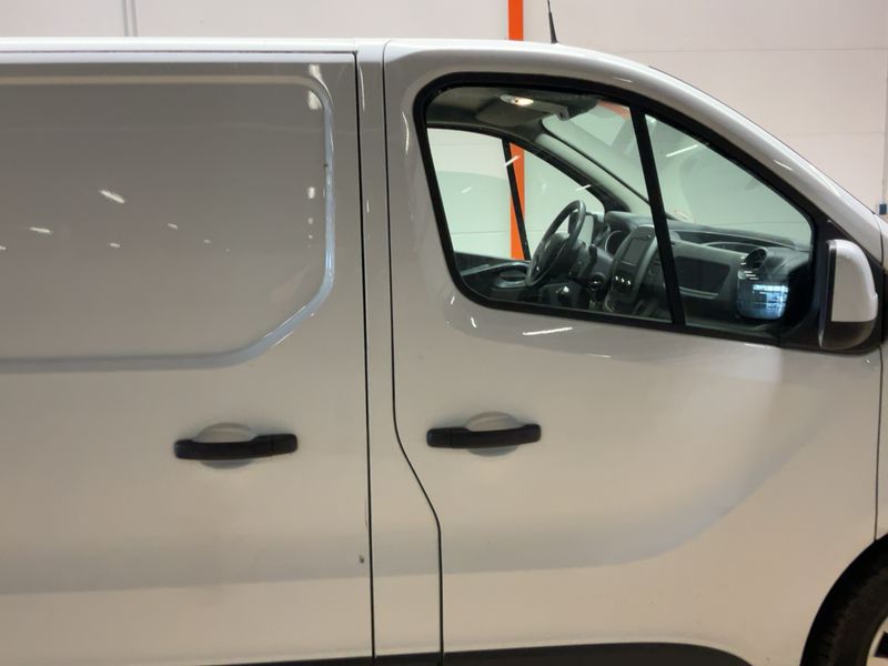 Renault Trafic 1.6 dCi Energy L1H2 2,9t Komfort 2021 – снимка 10