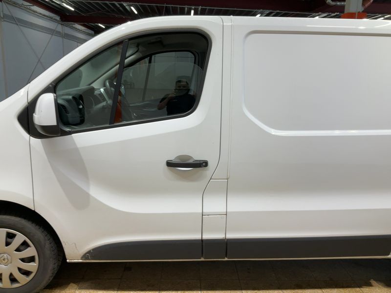 Renault Trafic 1.6 dCi Energy L1H2 2,9t Komfort 2021 – снимка 4