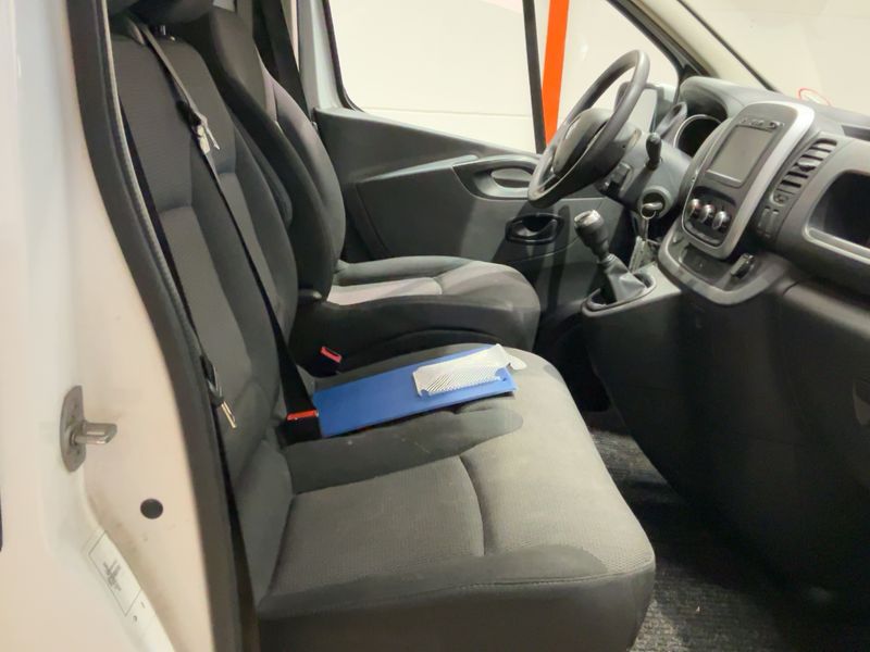 Renault Trafic 1.6 dCi Energy L1H2 2,9t Komfort 2021 – снимка 16