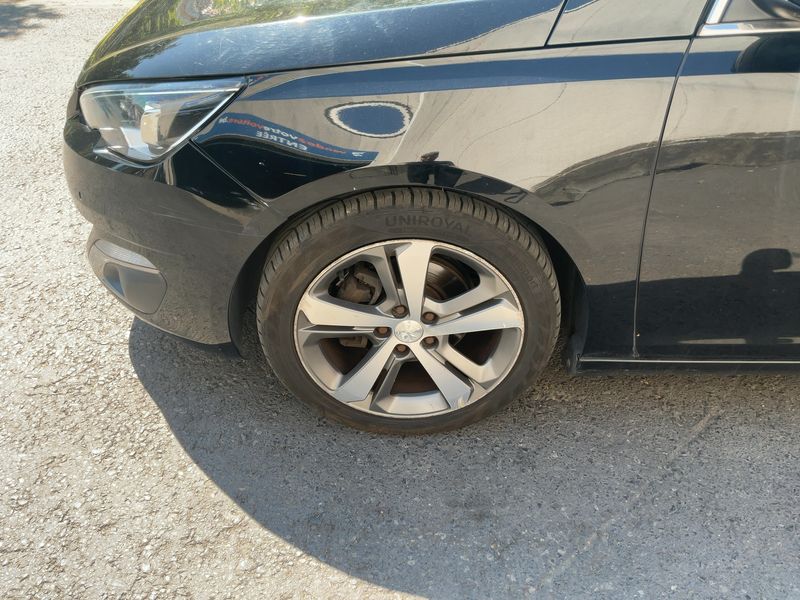Peugeot 308 1.6 e-HDi Allure 2014 – снимка 3