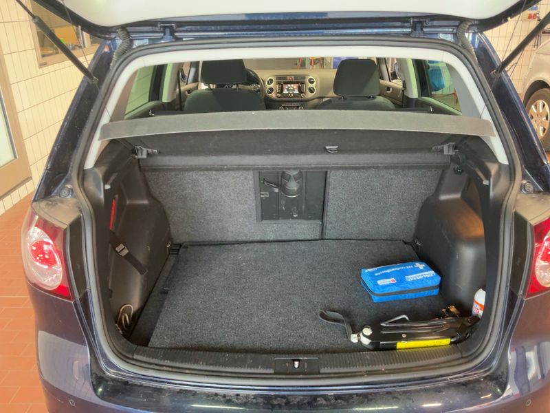 Volkswagen Golf VI Plus 1.2 TSI Life BlueMotion Tech 2014 – снимка 15