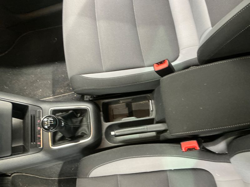 Volkswagen Golf VI Plus 1.2 TSI Life BlueMotion Tech 2014 – снимка 29