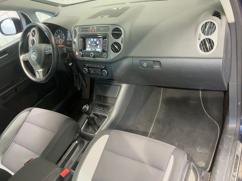 Volkswagen Golf VI Plus 1.2 TSI Life BlueMotion Tech 2014 – снимка 17