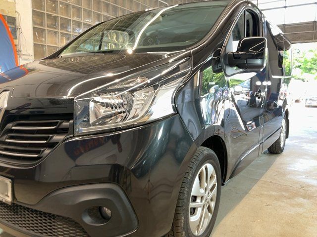 Renault Trafic 1.6 dCi Energy L1H1 SpaceClass 2018 – снимка 2